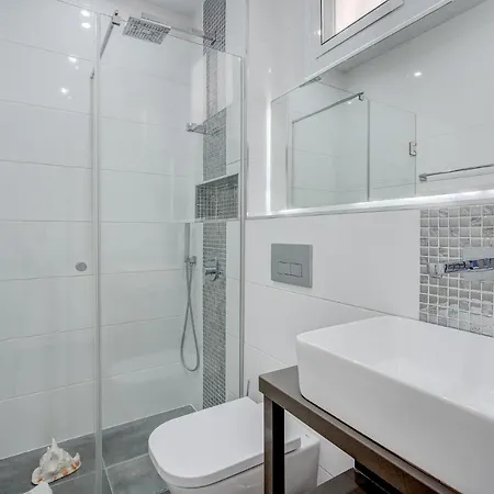 Stunning Flat With Wonderful Sea Views 아파트 칼라오살바헤